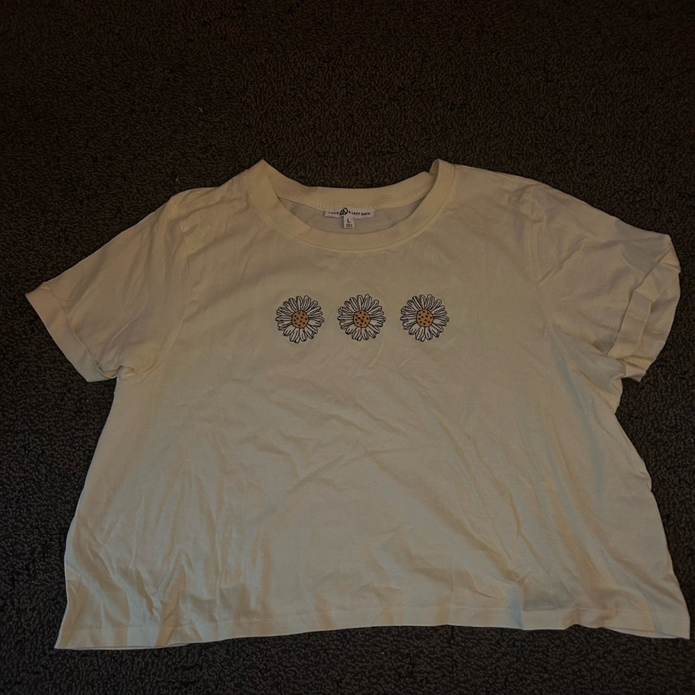 Cream T-Shirt with Daisy Print